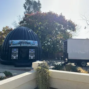 Professional setup and good communication.