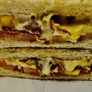 Grilled cheese with bacon