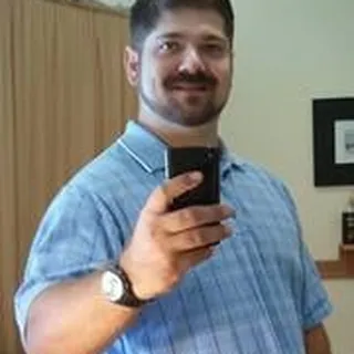 Lee C.
