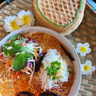 Mee Ka Tee