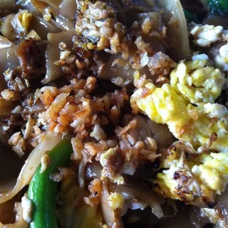 805 Pad See Eau Noodles