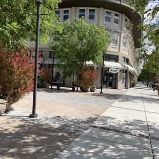 Directly across from Jumping Spoon is the Hercules Optometrist Office