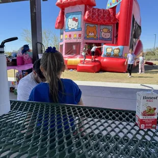 Hello Kitty 5-in-1 Bounce House Combo