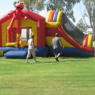 Elmo Jump N Slide From Jumpmaxx.com Jumping Castles Rental