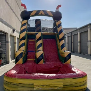 TNT single Waterslide