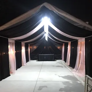 2 Tone Draping 
Chandeliers 
Pink/Gold