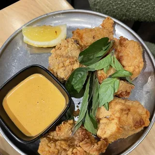 Fried Chicken with Tom Yum Sauce