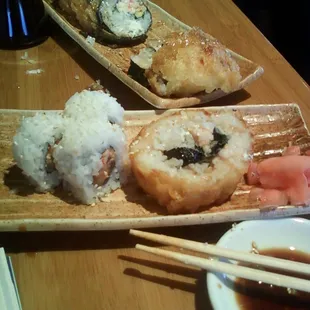 I'm not sure if this picture will really display out massively wide that fried roll is. It's really unmanageable.