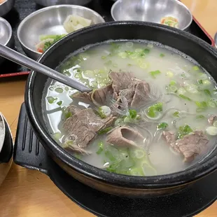 Sullung-tang with rice and ban-chan(side dishes).