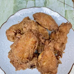 Fried chicken wings , yummy!
