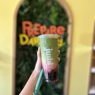 Cold Strawberry Matcha Latte**latte