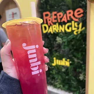 Hot Yuzu Dragon Fruit Matcha***