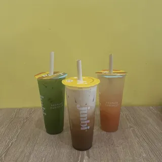 Cold Earl Grey Tea w/ Milk**