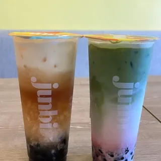 Cold Lychee Oolong Tea w/ Milk**