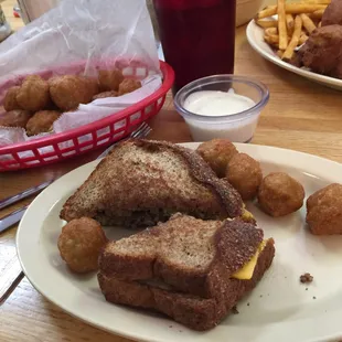 Patty Melt and Mushrooms