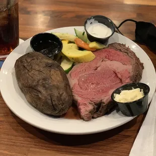 Prime rib medium rare