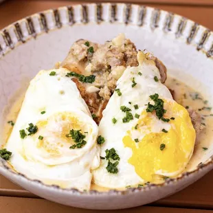 Although the eggs were overdone, this biscuits &amp; gravy dish was AMAZINGLY FLAVORFUL!!