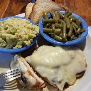 Mushroom swiss chicken