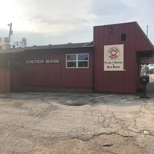Monon junction house