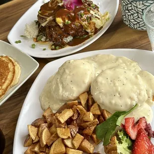 Loco Moco, Biscuits and Gravy