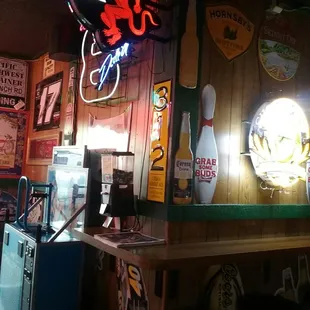 arm wrestling machine, cool fireball sign