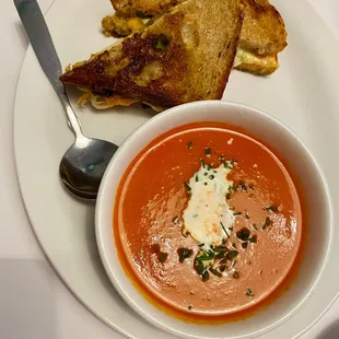 Grilled cheese (with pickles!) and tomato soup - comforting perfection