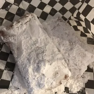 Fresh Beignets (2 Pieces)