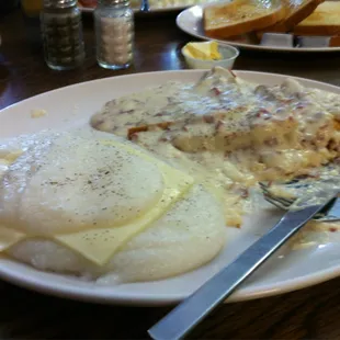 Cream Chipped Beef with cheese grits