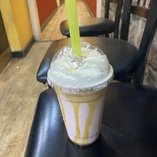 Strawberry shake jungle burger