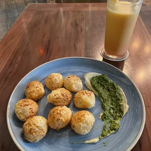 Pao De Queijo