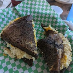 Tuna melt