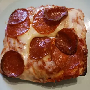 food, pizza