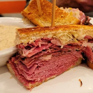 Corned Beef Pastrami Combo