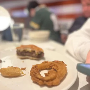 onion ring and burg