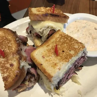 Pastrami Reuben