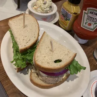 Chopped Liver with Lettuce & Red Onion