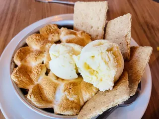 BJ's Restaurant & Brewhouse