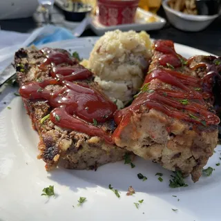 Mae Maes Meatloaf
