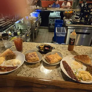 This is the Full Southern Breakfast and 1 sweet toaster pastry and 1 savory toaster pastry.  I would order it again.