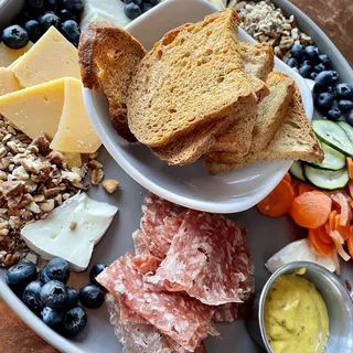 Cheese & Charcuterie Board