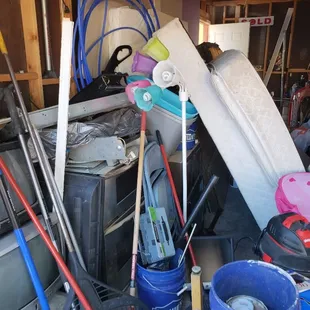Garage clean out in Rio Rancho NM, all junk and trash was loaded and hauled away!