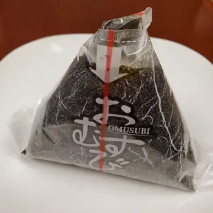 Shake - salted salmon onigiri