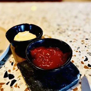 Super Cute ketchup &amp; mayo on the side, come on a tiny cutting board OuiOui.