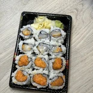 Spicy Scallop Roll Spicy Salmon Roll