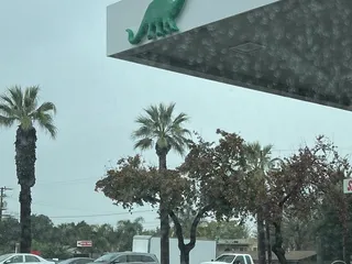 R S Service Station