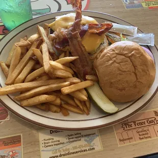 Nice lunch. Bacon and cheese burger.