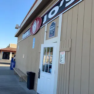 he front of the store