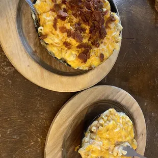 pound Half Baked Mac and 1/2 pound Cheeseburger mac