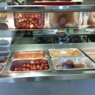 Hot foods, only 2 entrees