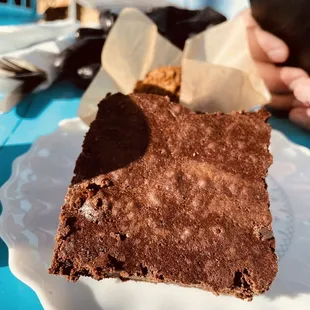 Brownie and a gingerbread muffin